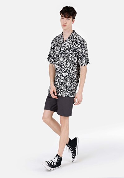 Afficher les détails de Short Anthracite Regular Fit Homme