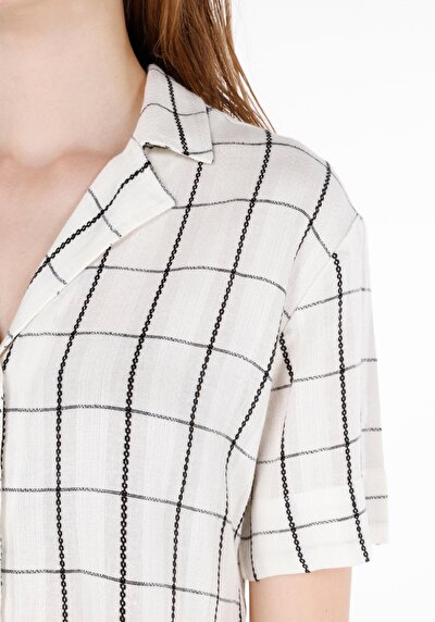 Image de Chemise À Manches Courtes Ecru  Regular Fit Femme