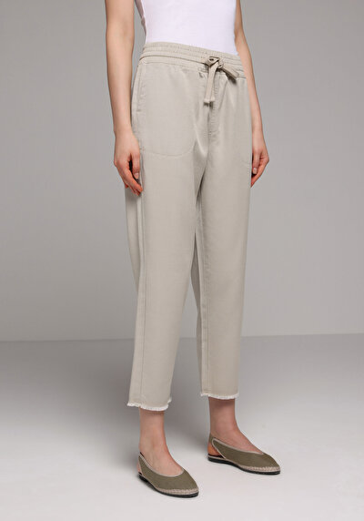 Image de Pantalon Blanc Straight Leg High Rise En Sergé Regular Fit Femme