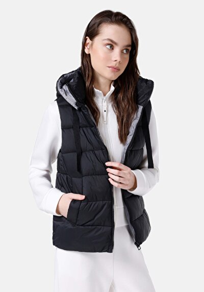 Image de Gilet Noir Regular Fit Femme