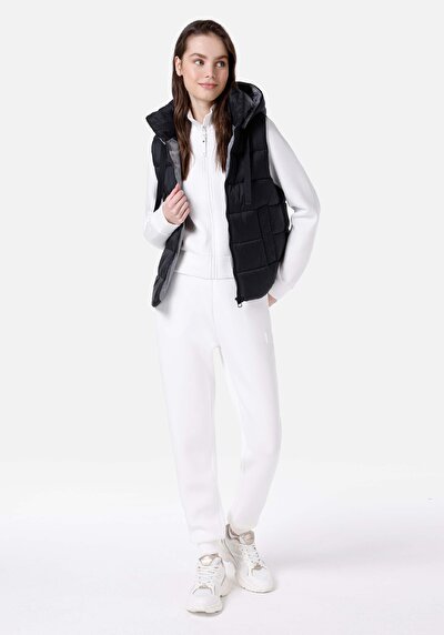 Image de Gilet Noir Regular Fit Femme