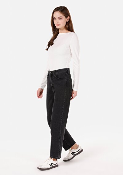 Image de 884 Lauren Pantalon Straight Leg High Rise En Jean Straight Fit Femme