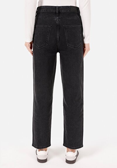 Image de 884 Lauren Pantalon Straight Leg High Rise En Jean Straight Fit Femme
