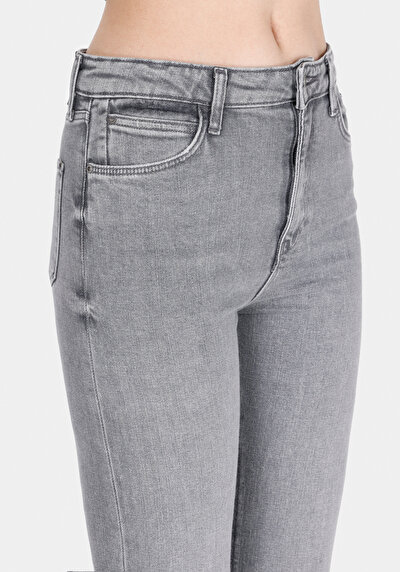 Image de 791 Monica Pantalon  Bootcut Medium Rise En Jean Regular Fit Femme