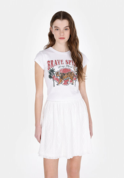 Image de T-shirt À Manches Courtes Blanc Slim Fit Imprimé Femme