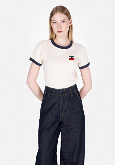 Image de T-shirt À Manches Courtes Ecru Slim Fit Brodé Femme
