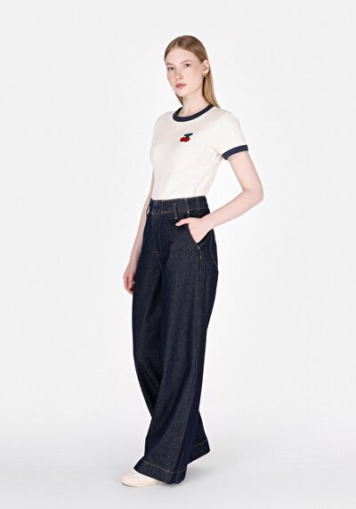 Image de T-shirt À Manches Courtes Ecru Slim Fit Brodé Femme