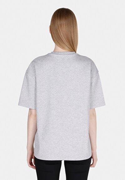 Image de T-shirt À Manches Courtes Gris Comfort Fit Imprimé Femme