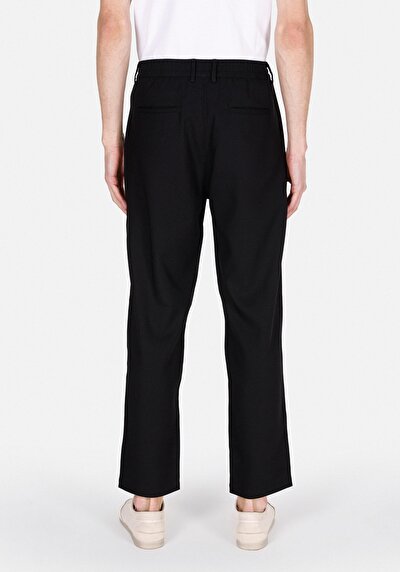 Image de Pantalon Noir Düz Paça Medium Rise En Gabardine Regular Fit Homme