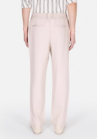 Image de Pantalon Beige Düz Paça Medium Rise En Gabardine Regular Fit Homme
