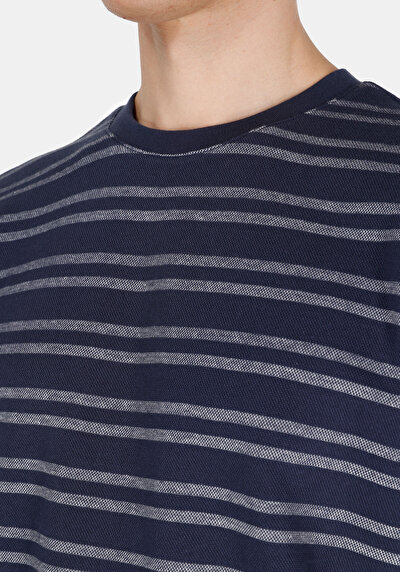 Image de T-shirt À Manches Courtes Marine Comfort Fit Rayé Homme