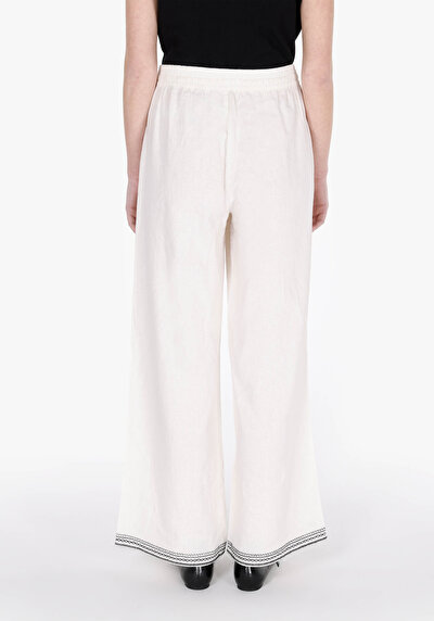 Image de Pantalon Blanc Wide Leg High Rise En Uni Regular Fit Femme