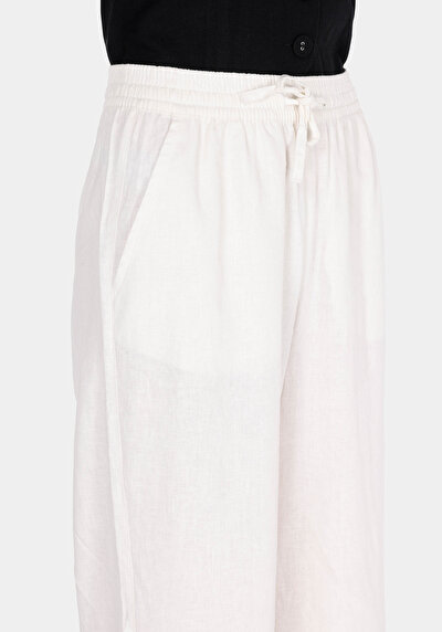 Image de Pantalon Blanc Wide Leg High Rise En Uni Regular Fit Femme