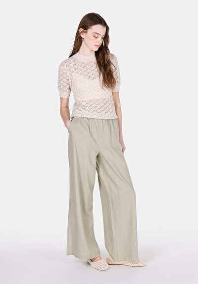 Afficher les détails de Pantalon Vert Wide Leg High Rise En Uni Regular Fit Femme