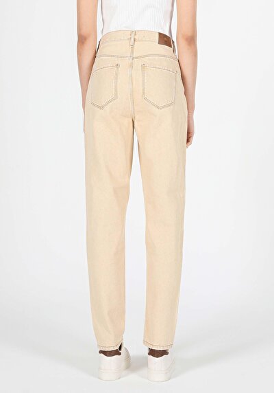 Image de 896  Maria Pantalon Denim Tapered Leg  En  Mom Fit Femme