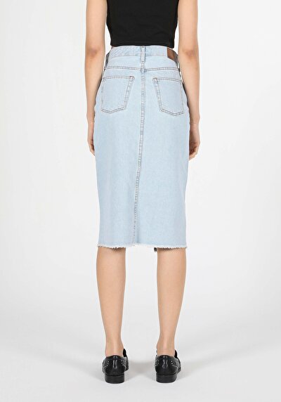 Afficher les détails de Jupe Denim Slim Fit    Femme