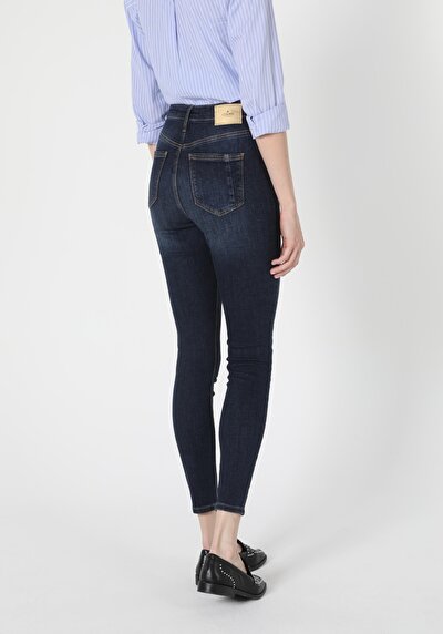 Image de 760 Diana Pantalon Denim Skinny Leg En Super Slim Fit Femme