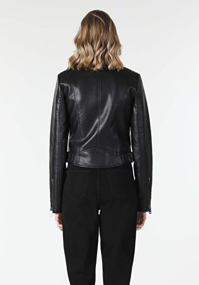Afficher les détails de Veste Pu Noir   Slim Fit Femme