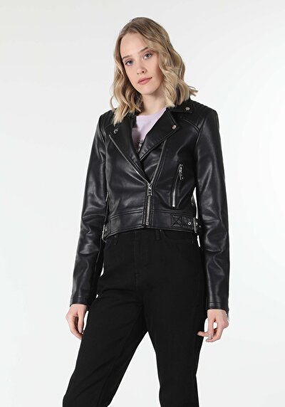 Afficher les détails de Veste Pu Noir   Slim Fit Femme