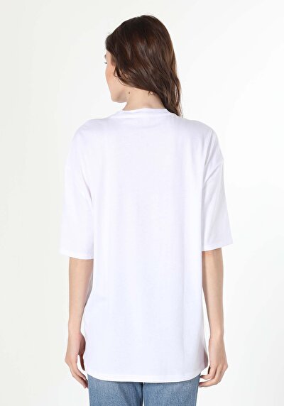 Afficher les détails de T-shirt À Manches Courtes Blanc   Femme