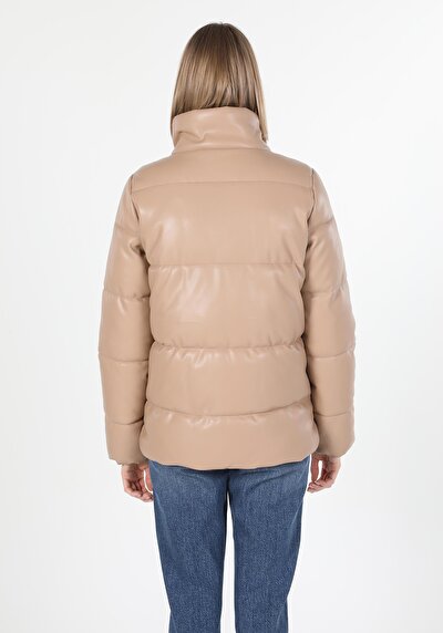 Afficher les détails de Veste Pu Beige   Regular Fit Femme