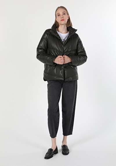 Afficher les détails de Veste Pu Kaki   Regular Fit Femme