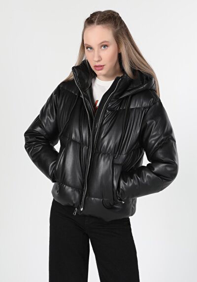 Image de Veste Pu Noir   Regular Fit Femme