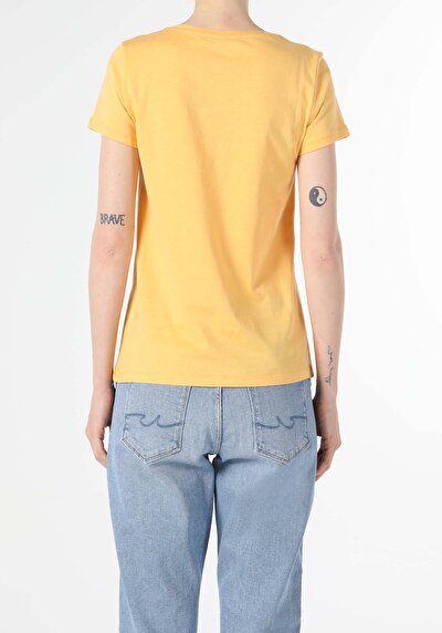 Image de T-shirt À Manches Courtes Jaune Regular Fit Femme