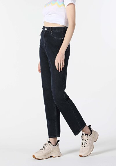 Image de 884 Lauren Pantalon Denim Bootcut  En  Straight Fit Femme