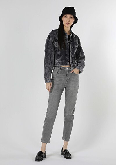 Image de 891 Maya Pantalon Denim Tapered Leg En Slim Fit Femme