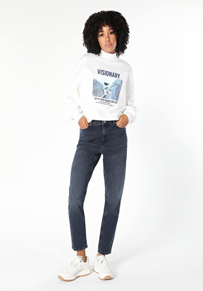 Image de 896 Maria Pantalon Denim Tapered Leg En Mom Fit Femme