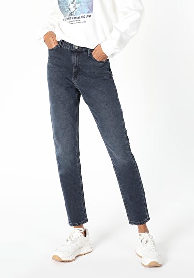 Image de 896  Maria Pantalon Denim Tapered Leg  En  Mom Fit Femme