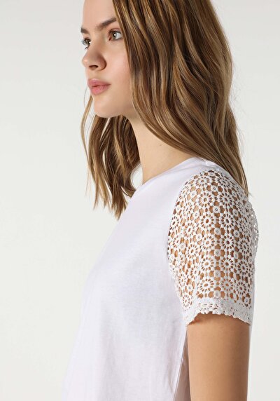 Afficher les détails de T-shirt À Manches Courtes Blanc Regular Fit  Femme