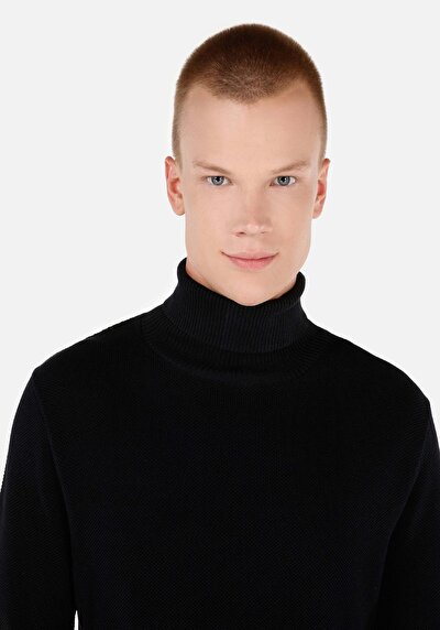 Afficher les détails de Pull Noir Regular Fit   Homme