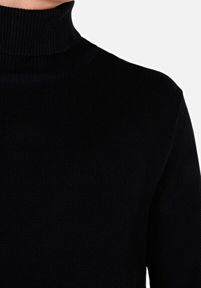 Afficher les détails de Pull Noir Regular Fit   Homme