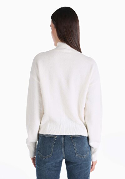 Image de Pull Blanc Regular Fit Femme