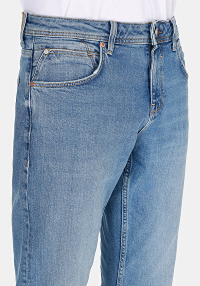 Image de 044 Karl Pantalon  Straight Leg Low Rise En Jean Straight Fit Homme