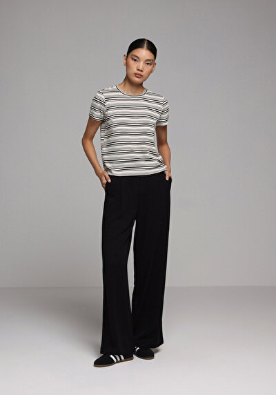 Image de Pantalon Noir Straight Leg High Rise En Sergé Regular Fit Femme