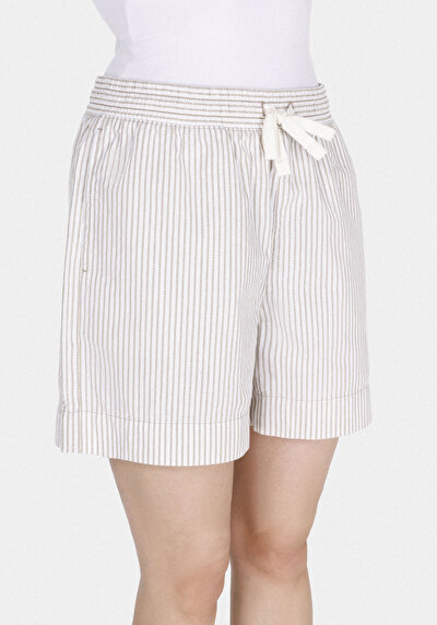 Image de Short Beige Regular Fit Femme