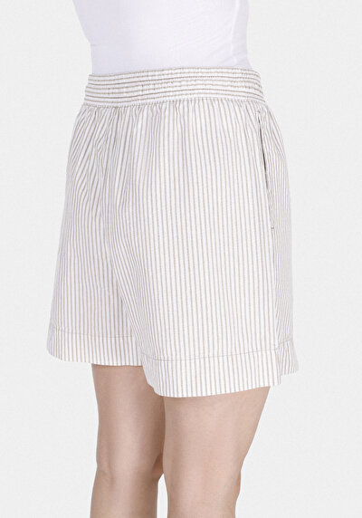 Image de Short Beige Regular Fit Femme