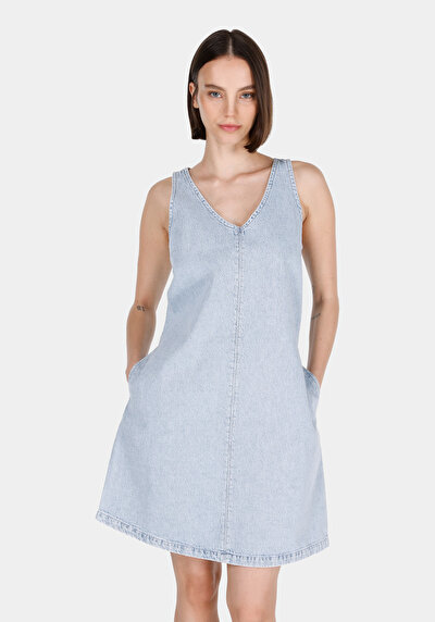 Image de Robe  Regular Fit Sans Manches Mdi Jean Femme