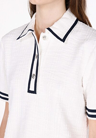 Image de Robe Blanc Regular Fit Manches Courtes Mini Verrouillage Femme