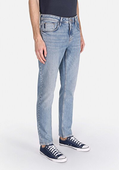 Image de 044 Karl Pantalon Straight Leg Low Rise En Jean Straight Fit Homme