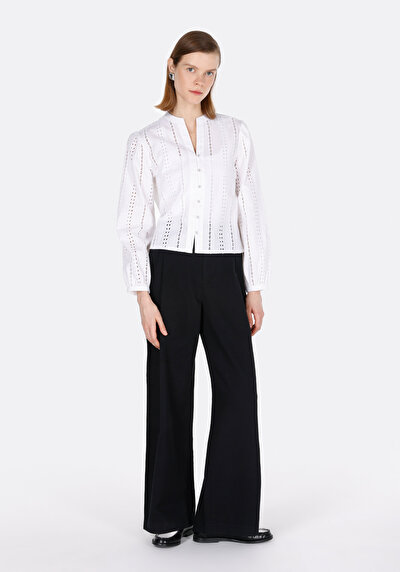Image de Chemise À Manches Longues Blanc Regular Fit Droit Brodé Femme