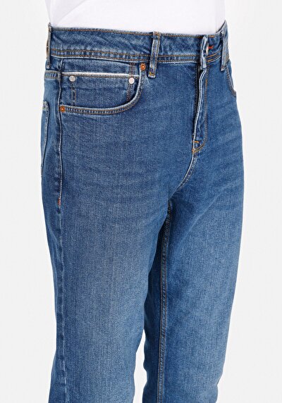 Image de 044 Karl Pantalon  Straight Leg Low Rise En Jean Straight Fit Homme