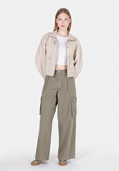 Image de Pantalon Kaki Wide Leg Medium Rise En Gabardine Regular Fit Femme