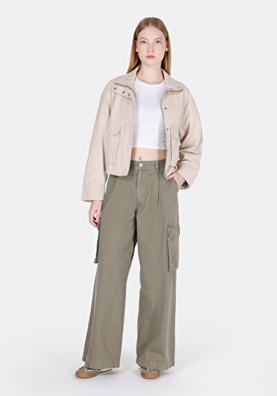 Image de Pantalon Kaki Wide Leg Medium Rise En Gabardine Regular Fit Femme