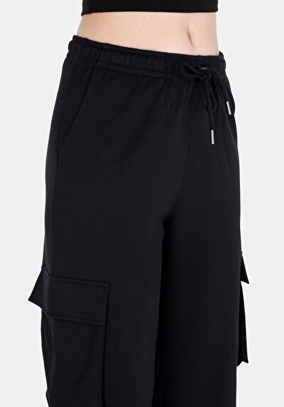 Afficher les détails de Pantalon De Survêtement Noir Regular Fit Femme