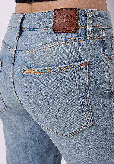 Afficher les détails de 891 Maya Pantalon Bleu Cigarette Leg Medium Rise En Jean Slim Fit Femme