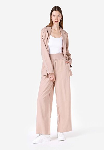 Afficher les détails de Pantalon Rose Wide Leg High Rise  Regular Fit Femme